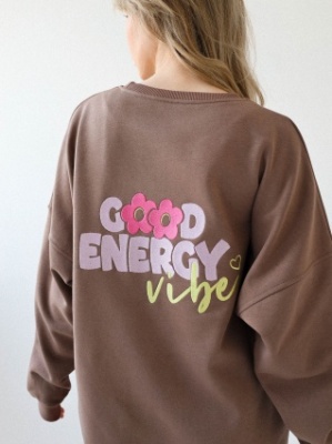 Свитшот с О-вырезом с вышивкой на спине Good energy vibe в Самаре