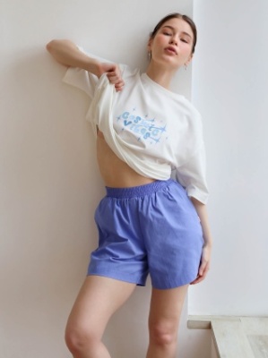Комплект женский "Cosmic vibes" футболка и шорты в Самаре